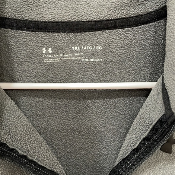 Underarmour cold gear Gray Long sleeve fleece pullover - Picture 2 of 6